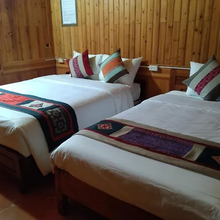 A Lin Homestay Bac Ha Exterior photo