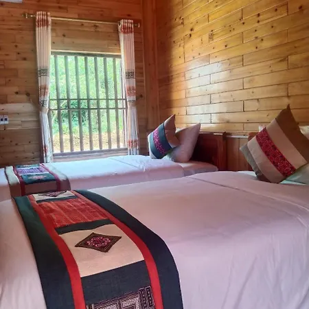 A Lin Homestay Bac Ha Exterior photo